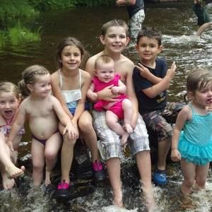 Meet your Posher, Joni